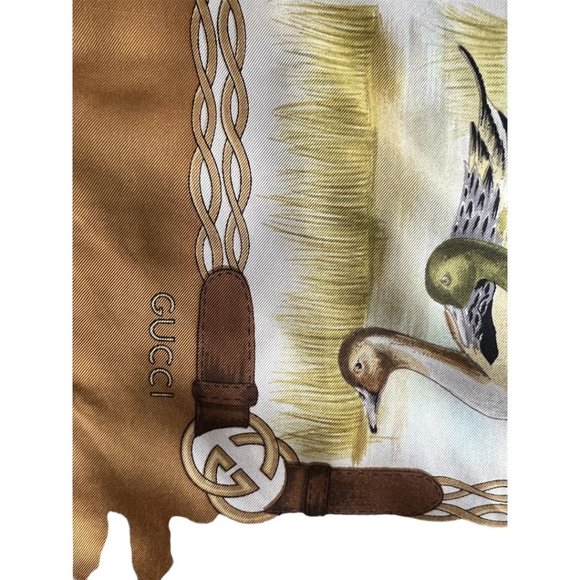GUCCI: Silk Scarf With Birds & Logo #L069 - Picture 9 of 12